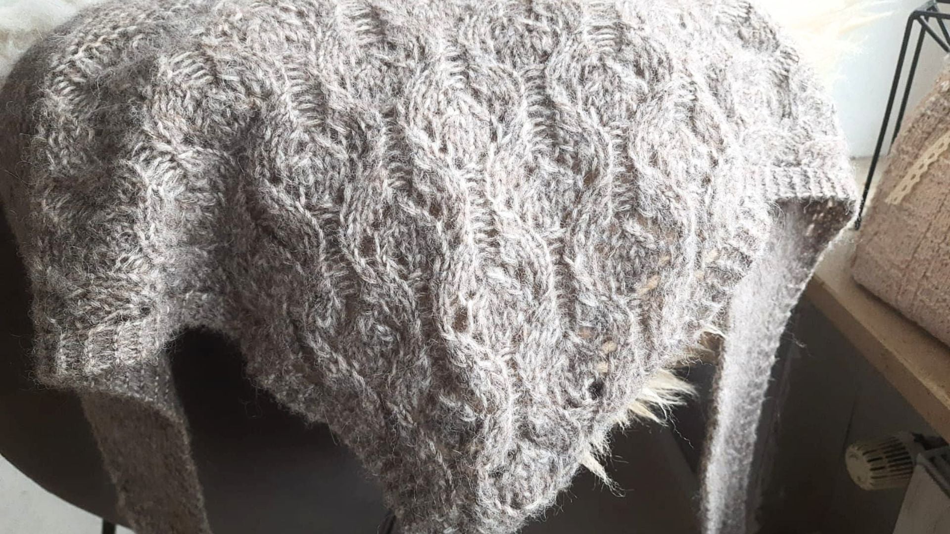 🧣 Das perfekte Sommer‑Tuch – Garn, Größe & Styling