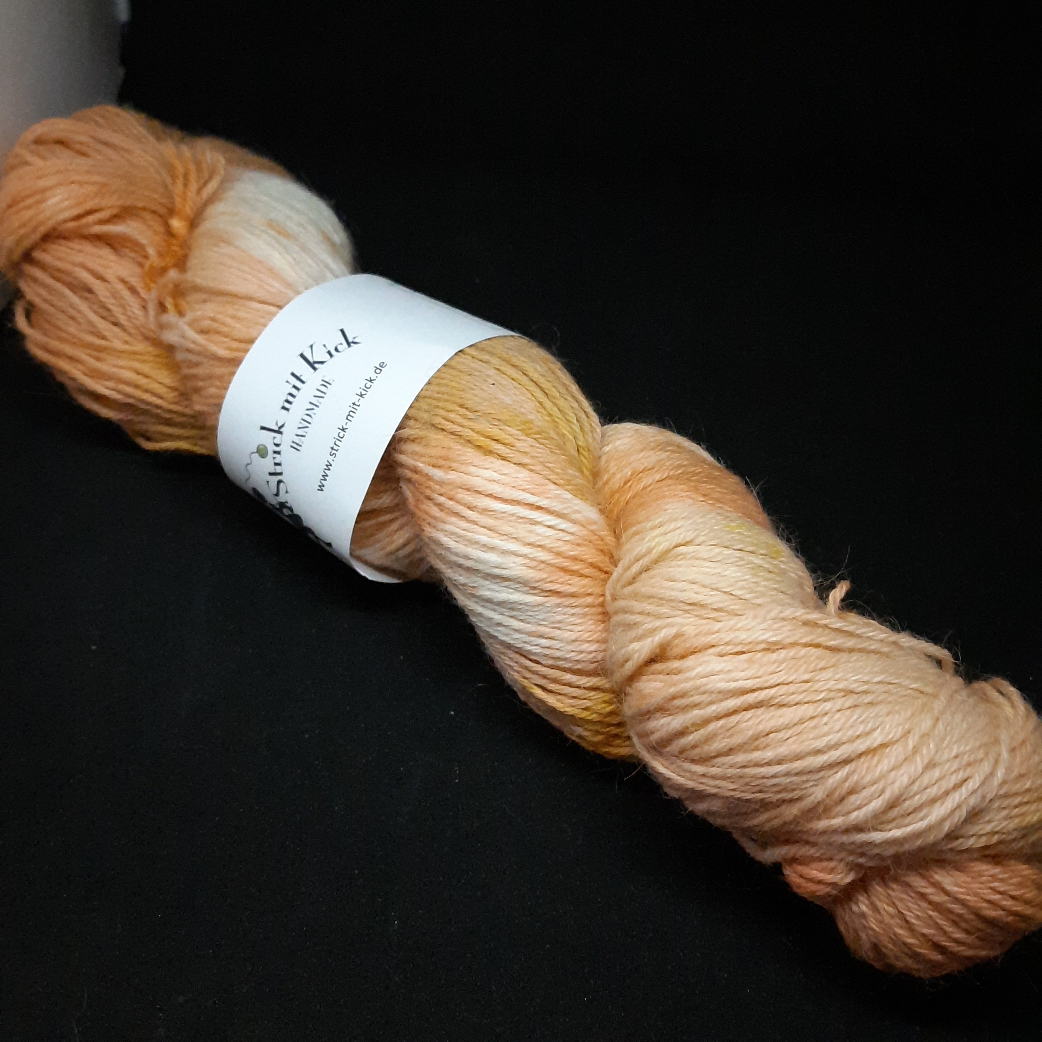 SuriSport Apricoteis